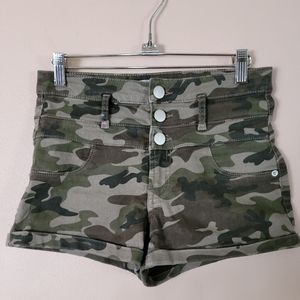NOBO Camouflage shorts